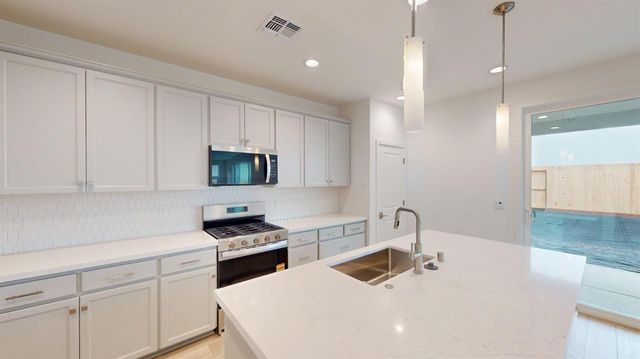 5008 Lonestar Way, Roseville, CA 95747