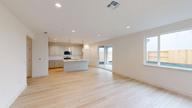 5008 Lonestar Way, Roseville, CA 95747