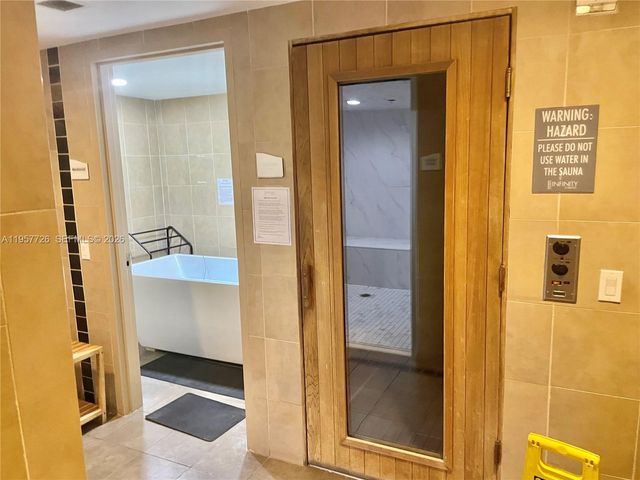 60 SW 13th St 3400, Miami, FL 33130