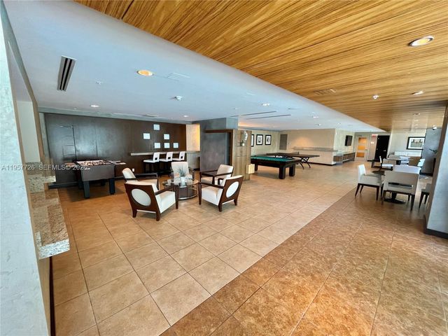 60 SW 13th St 3400, Miami, FL 33130