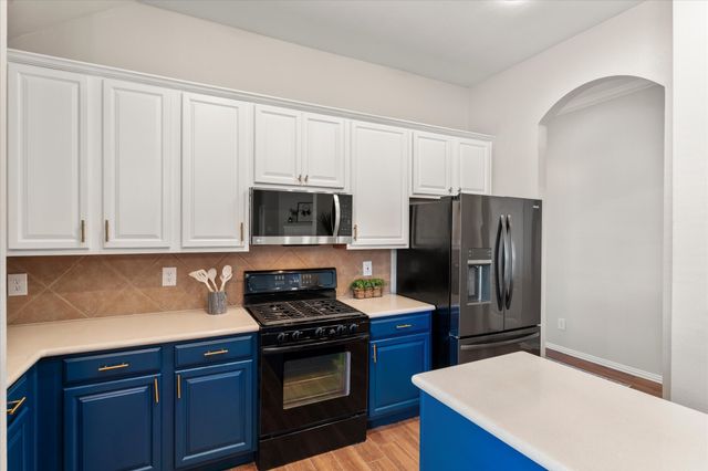 2037 Michelle Creek Drive, Little Elm, TX 75068