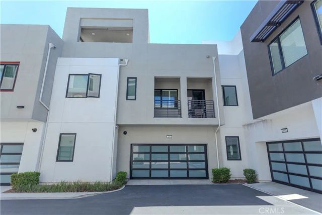 130 Waypoint, Tustin, CA 92782