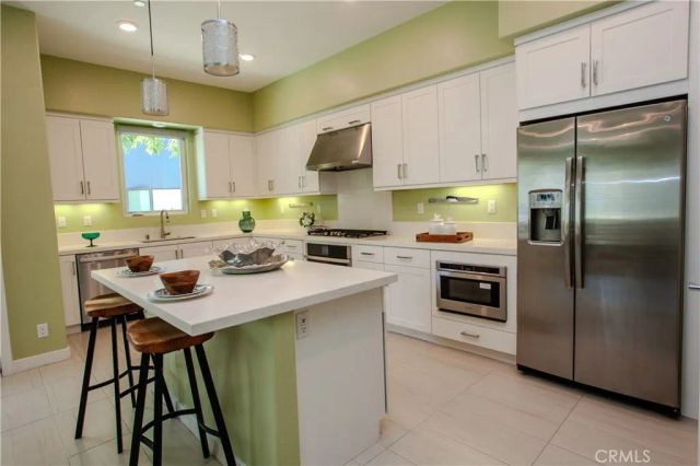 130 Waypoint, Tustin, CA 92782