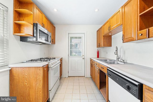1417 MAPLE AVE, Haddon Heights, NJ 08035