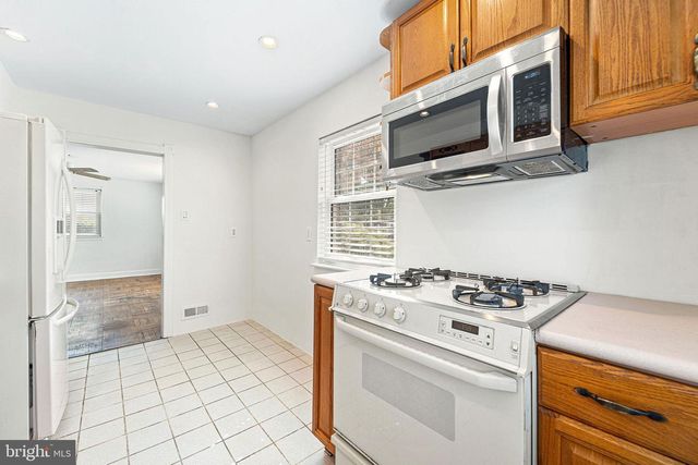 1417 MAPLE AVE, Haddon Heights, NJ 08035