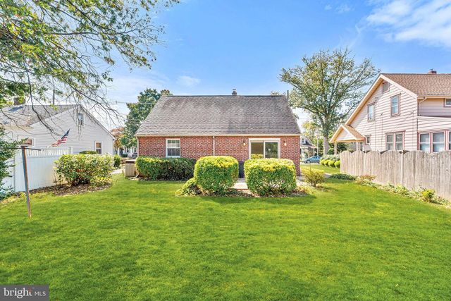 1417 MAPLE AVE, Haddon Heights, NJ 08035