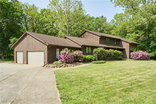3478 Yellow Creek Road, Bath, OH 44333