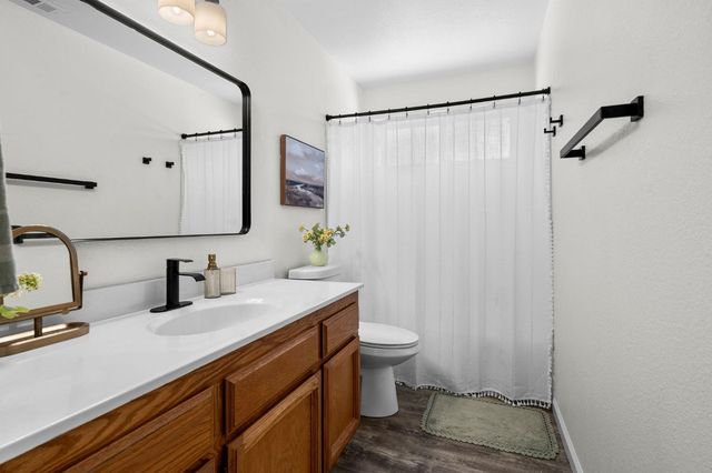 912 Portside Cir, Roseville, CA 95678