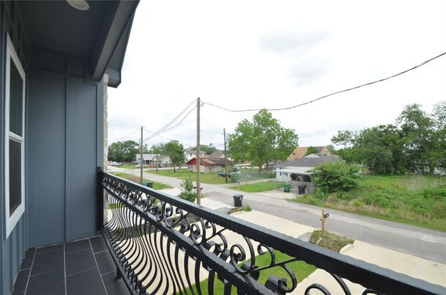 9828 Tuffly Street, Houston, TX 77029