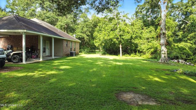 16 Tripp Lane, Carriere, MS 39426