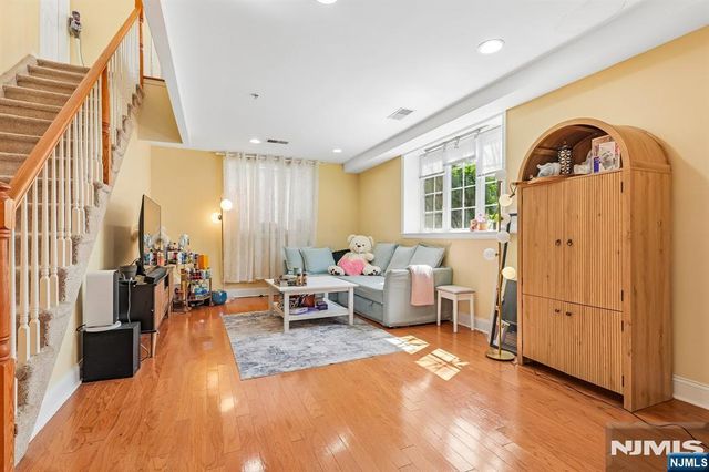 200 Dey Street 231, Harrison, NJ 07029