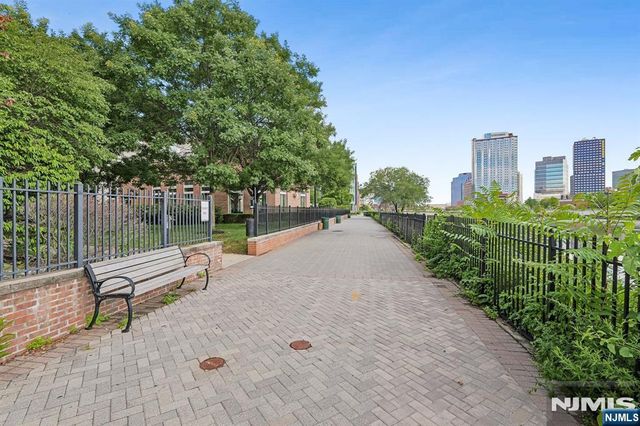 200 Dey Street 231, Harrison, NJ 07029
