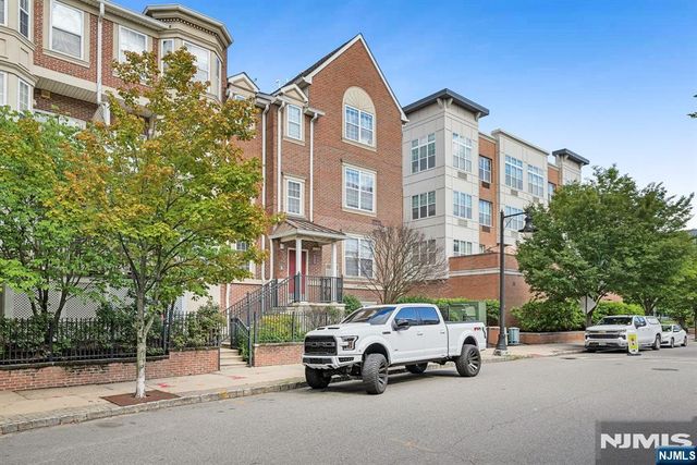 200 Dey Street 231, Harrison, NJ 07029