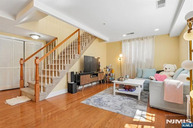 200 Dey Street 231, Harrison, NJ 07029