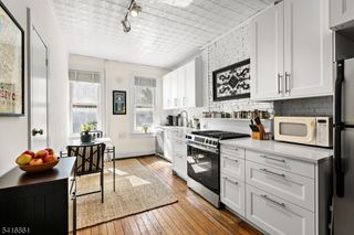 351 8Th St 1R, Jersey City, NJ 07302