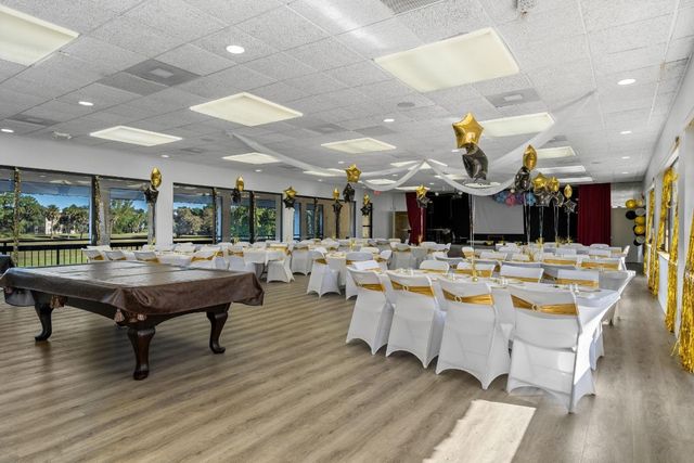 3511 Inverrary Drive 208, Lauderhill, FL 33319