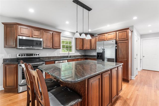 20 Wheelock Avenue, Cranston, RI 02920