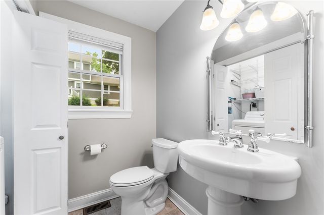 20 Wheelock Avenue, Cranston, RI 02920