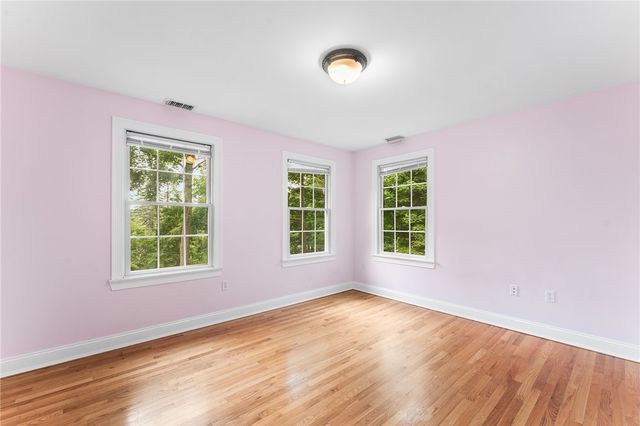 20 Wheelock Avenue, Cranston, RI 02920