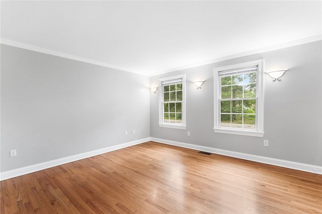 20 Wheelock Avenue, Cranston, RI 02920