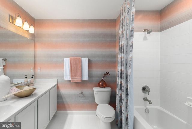 483 DRY DOCK CT, Greenbackville, VA 23356