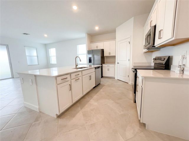 7863 LAKES EDGE LANE, Port Charlotte, FL 33981