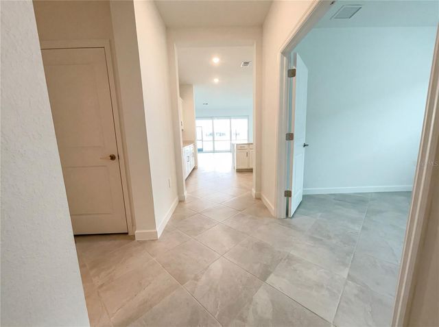 7863 LAKES EDGE LANE, Port Charlotte, FL 33981