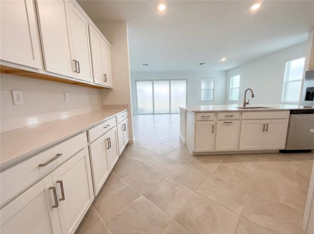 7863 LAKES EDGE LANE, Port Charlotte, FL 33981