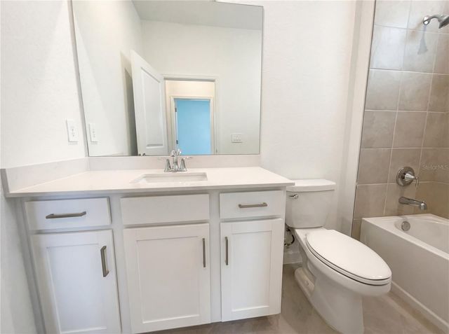 7863 LAKES EDGE LANE, Port Charlotte, FL 33981