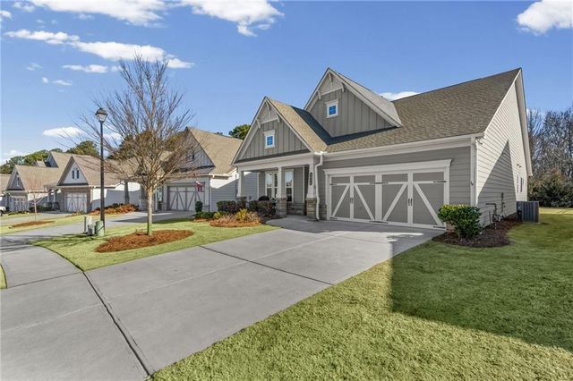 5086 Watchmans Cove, Gainesville, GA 30504