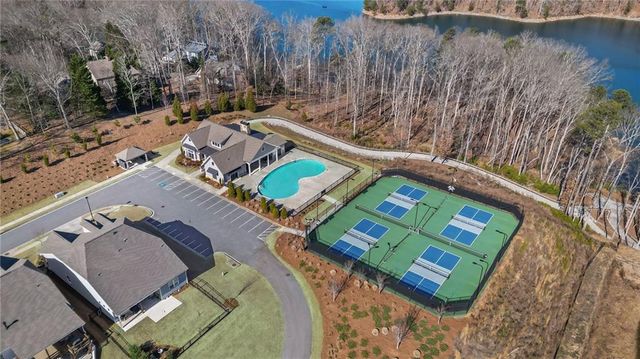 5086 Watchmans Cove, Gainesville, GA 30504