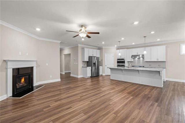 5086 Watchmans Cove, Gainesville, GA 30504