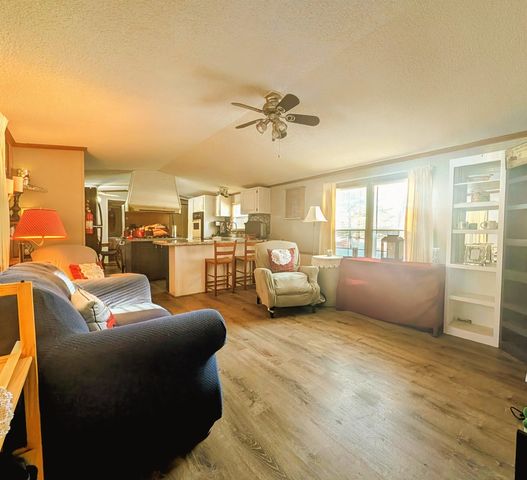 16 Harbourt Drive, Winchester, NH 03470