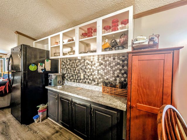 16 Harbourt Drive, Winchester, NH 03470