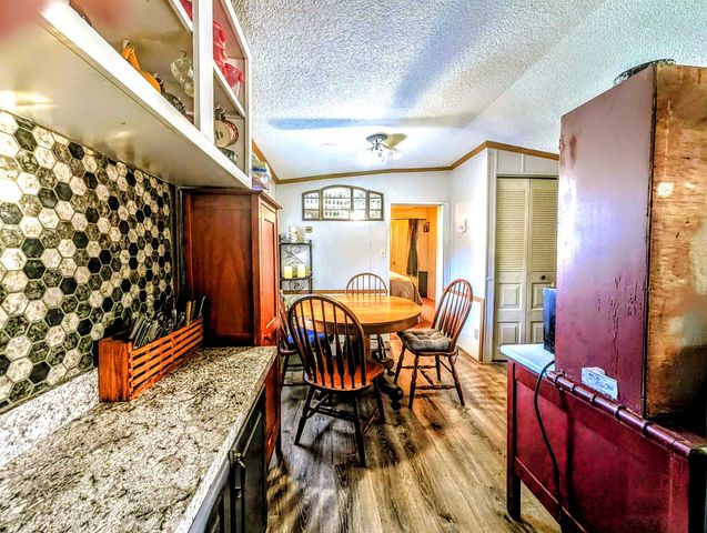 16 Harbourt Drive, Winchester, NH 03470