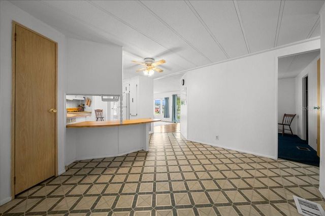 3221 SE 39TH AVENUE, Ocala, FL 34480