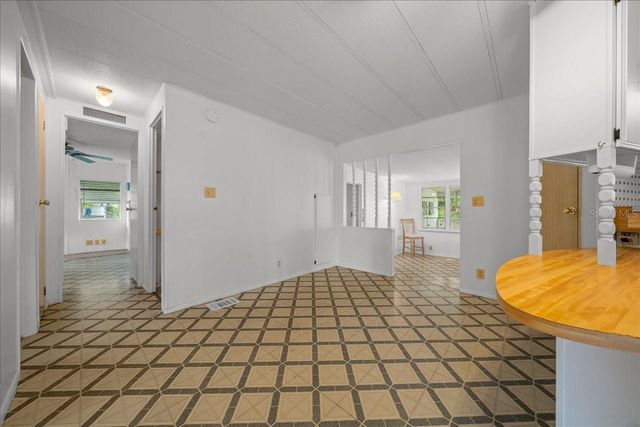 3221 SE 39TH AVENUE, Ocala, FL 34480
