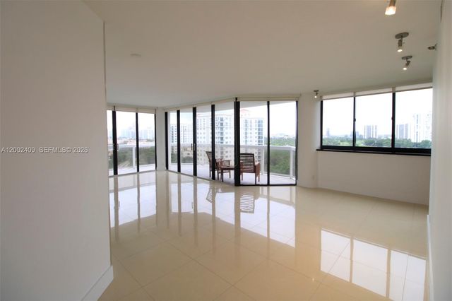 20185 E Country Club Dr 1105, Aventura, FL 33180