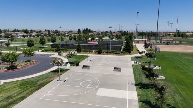 4583 Duckhawk Cir, Rancho Cordova, CA 95742