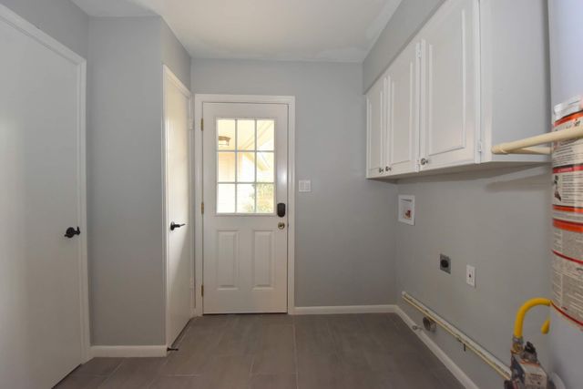 10802 Meadow Lake Lane, Houston, TX 77042