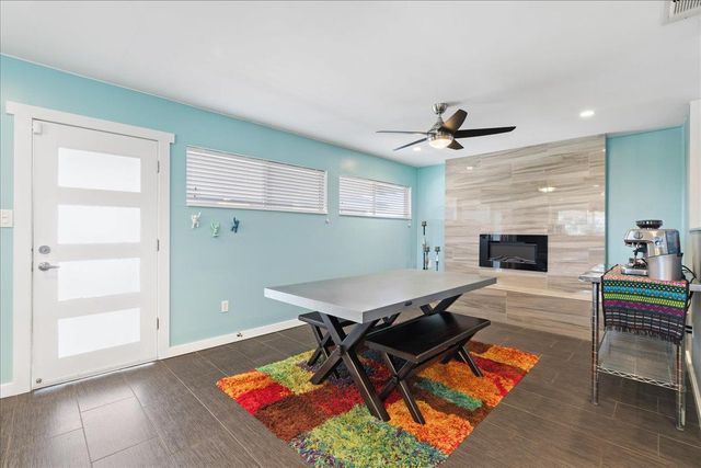 7261 Dry Creek Rd, Rio Linda, CA 95673