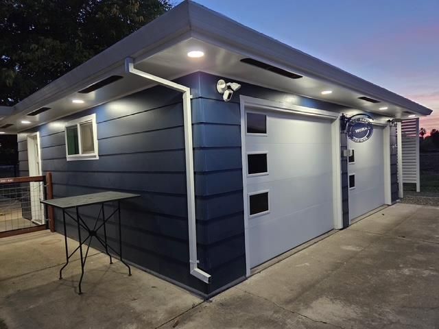 7261 Dry Creek Rd, Rio Linda, CA 95673