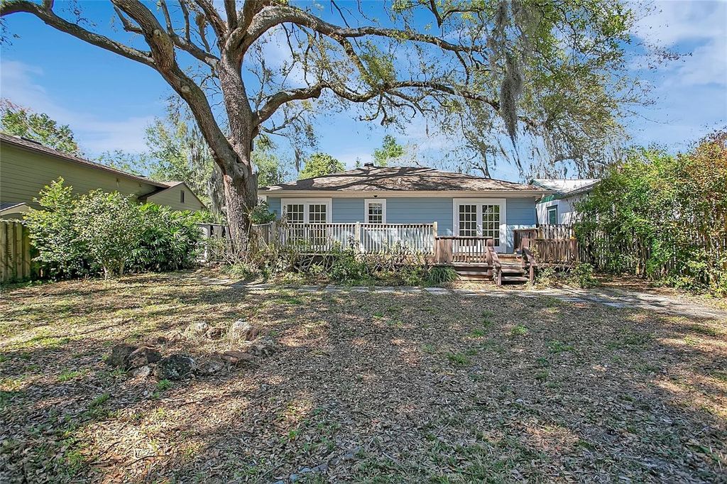 Image 26 of property listing at 1610 E JEFFERSON STREET, Orlando, FL 32803