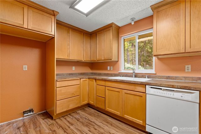 15111 27th Avenue E, Tacoma, WA 98445