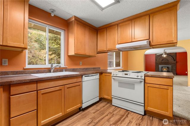 15111 27th Avenue E, Tacoma, WA 98445