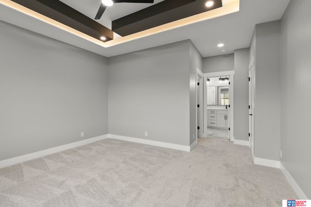 9430 Wilderness Sky Drive, Lincoln, NE 68516