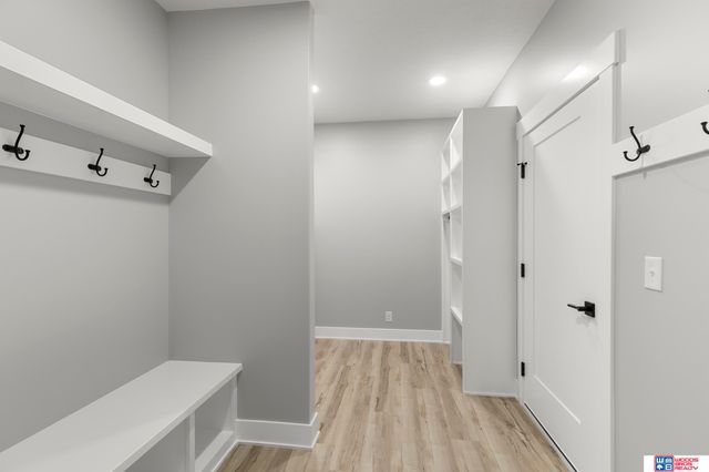 9430 Wilderness Sky Drive, Lincoln, NE 68516