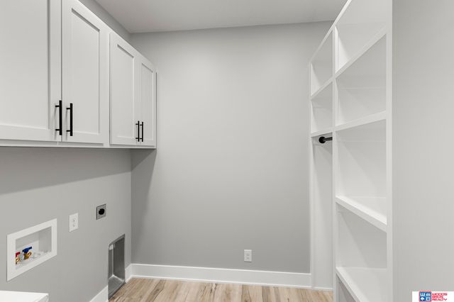 9430 Wilderness Sky Drive, Lincoln, NE 68516