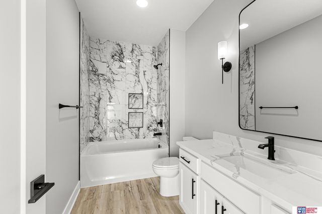 9430 Wilderness Sky Drive, Lincoln, NE 68516