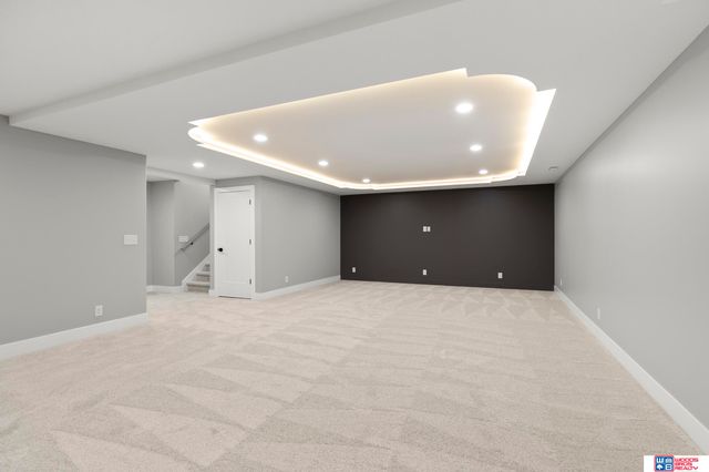 9430 Wilderness Sky Drive, Lincoln, NE 68516